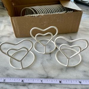 NEW! Heart white wired place card holder 26 qty